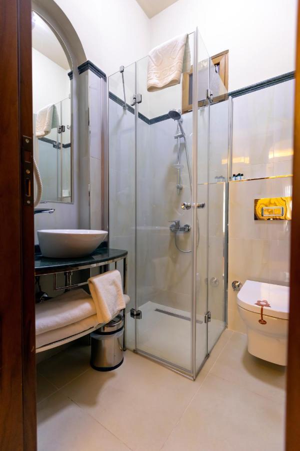 Sirin Han Hotel Old City Истанбул Екстериор снимка